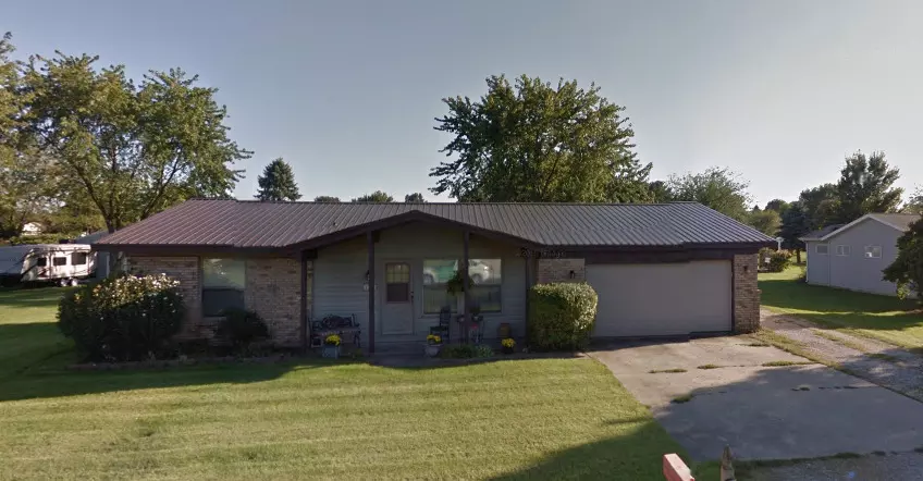 St. Joseph, IL 61873,1305 PETERS DR