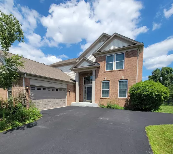 4050 Bunker Hill DR, Algonquin, IL 60102