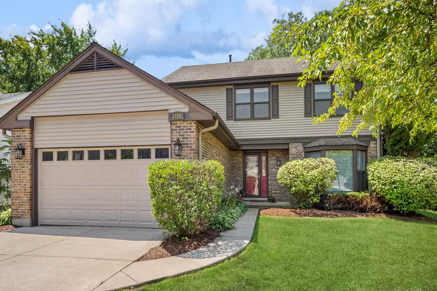 1190 Green Knolls DR, Buffalo Grove, IL 60089