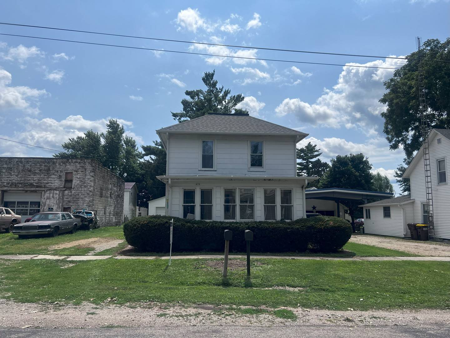 419 W Cherry ST, Compton, IL 61318
