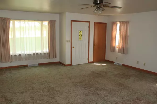 Chadwick, IL 61014,18918 Fairhaven RD