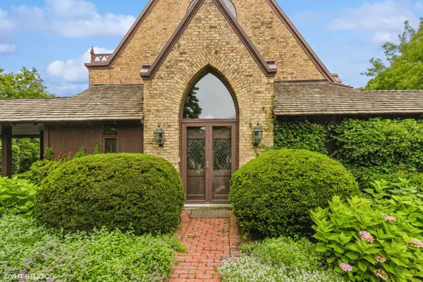 Lake Forest, IL 60045,539 N MAYFLOWER RD