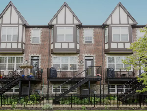 116 S Myrtle AVE, Villa Park, IL 60181