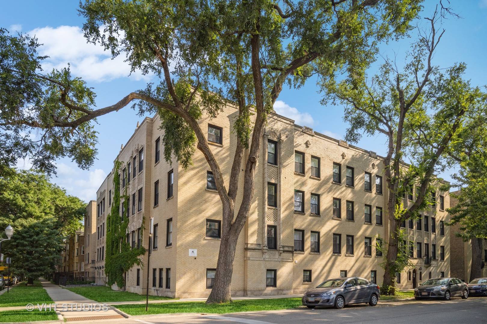 2648 W GLENLAKE AVE #3D, Chicago, IL 60659