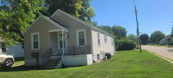 1504 16th AVE, Sterling, IL 61081