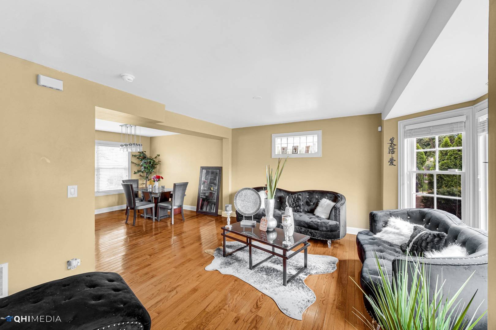 Chicago, IL 60628,556 E 104th PL