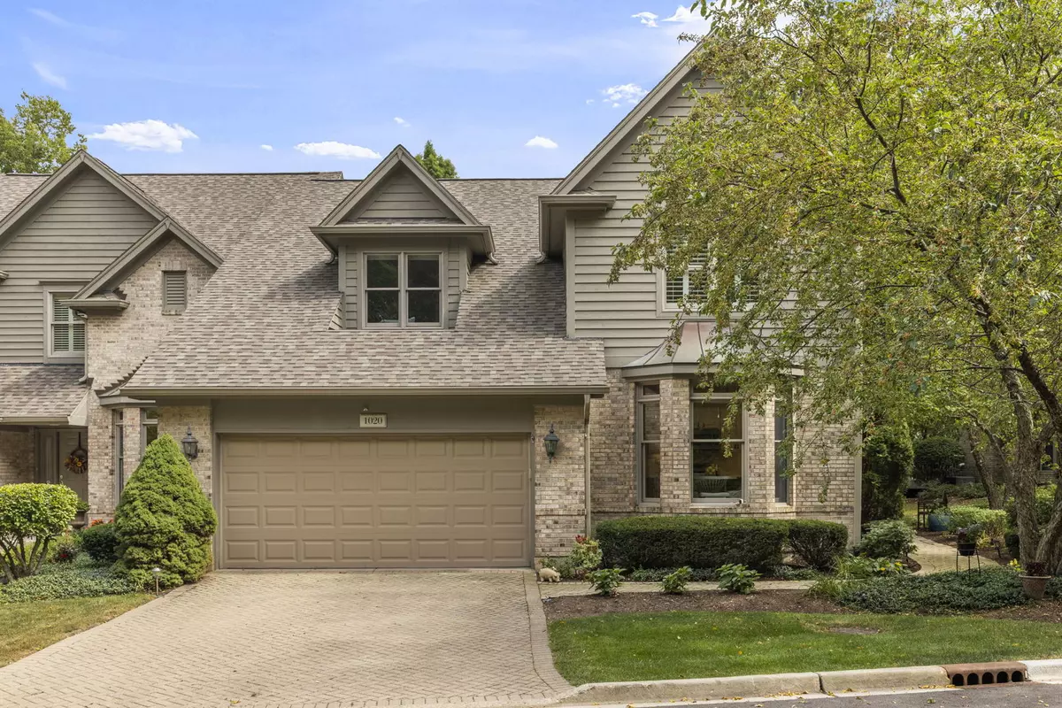 St. Charles, IL 60175,1020 Crestwood CIR