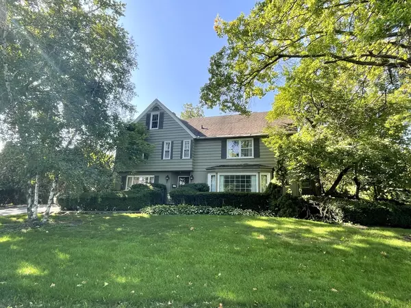 309 W 16th ST, Sterling, IL 61081