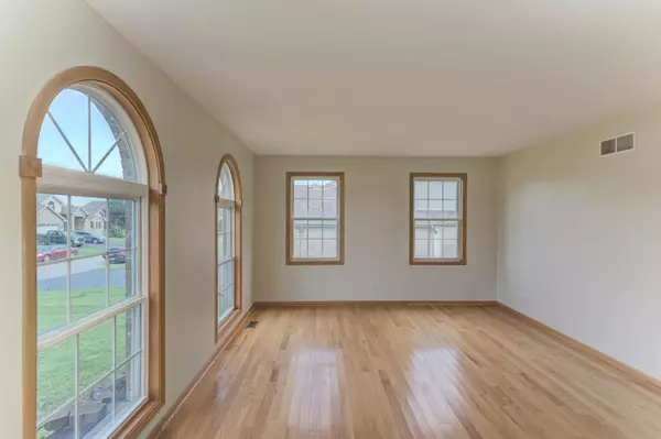 Crete, IL 60417,23851 S Deborah CT