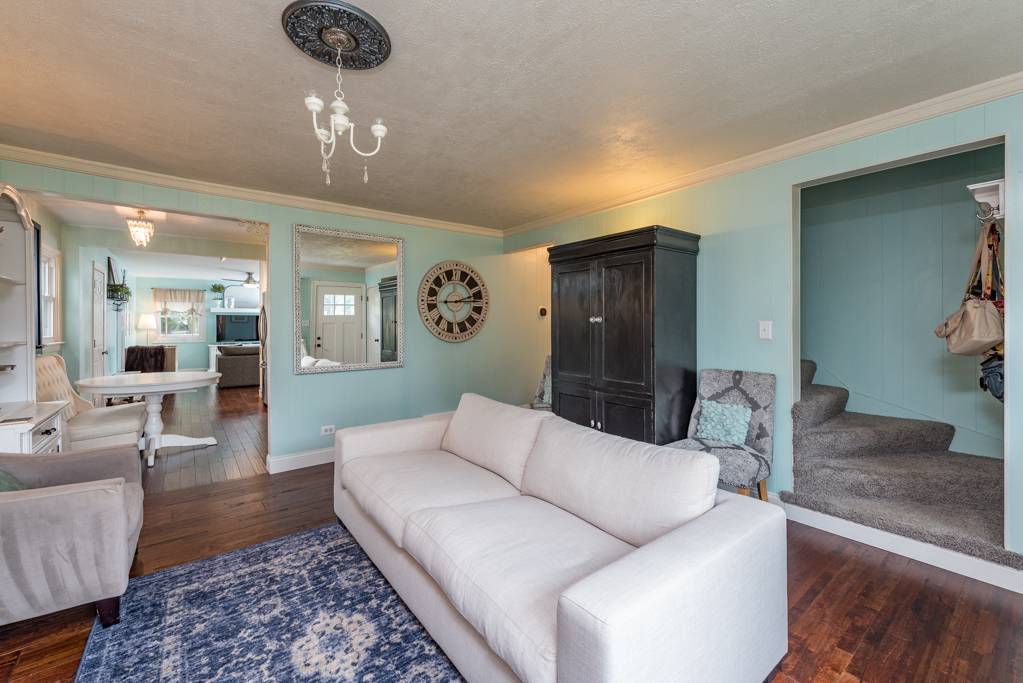 Grayslake, IL 60030,261 Bonnie Brae AVE