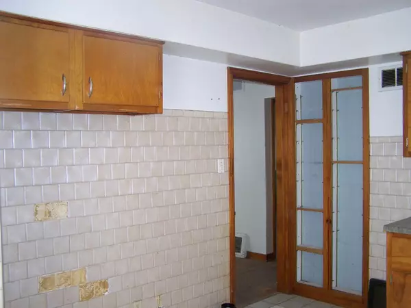 Calumet City, IL 60409,118 Warren ST