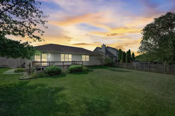 Elwood, IL 60421,912 Redwood DR