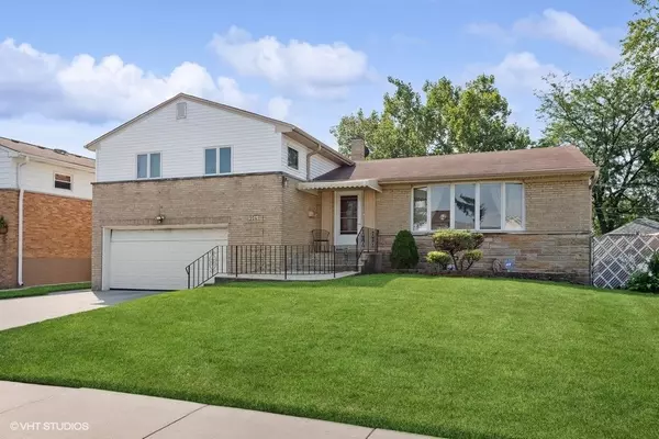 904 Sherman ST, Melrose Park, IL 60160