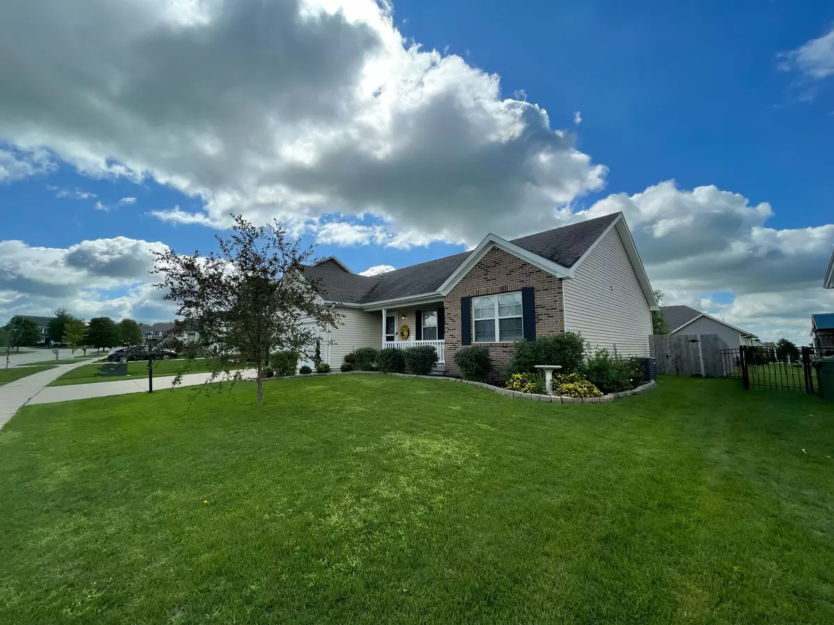 Mahomet, IL 61853,1705 Hunters Ridge CT