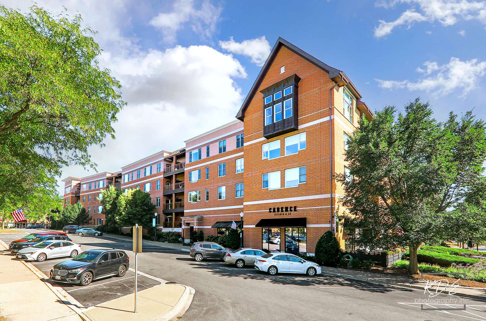 935 Burlington AVE #106, Downers Grove, IL 60515