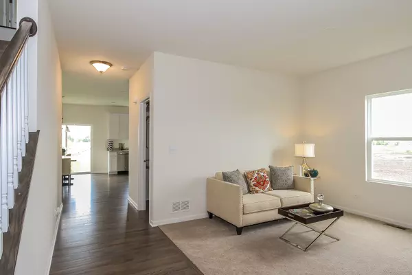 South Elgin, IL 60177,440 Radcliff LN