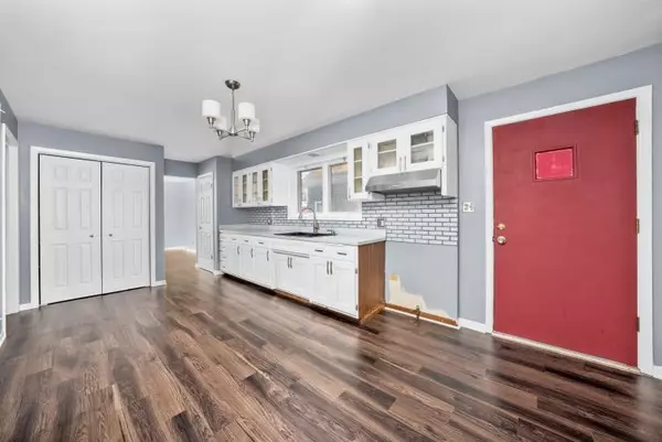 Cicero, IL 60804,3255 S 61st CT