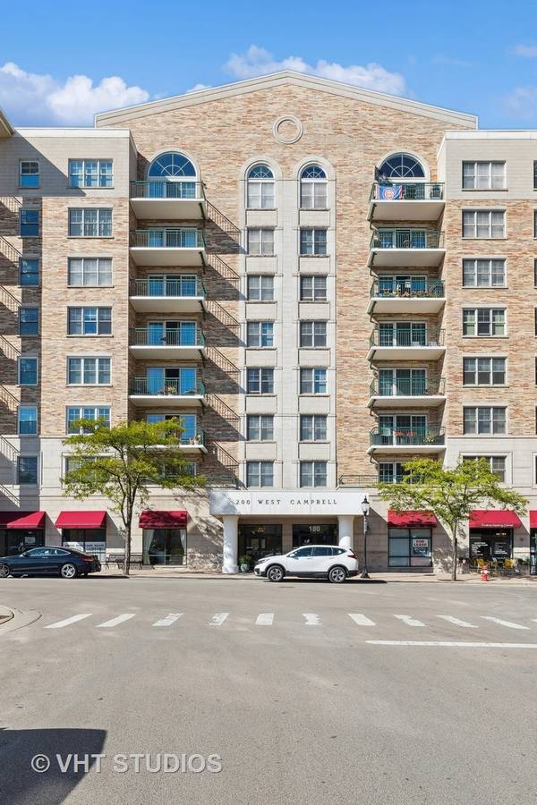 200 W Campbell ST #810,  Arlington Heights,  IL 60005