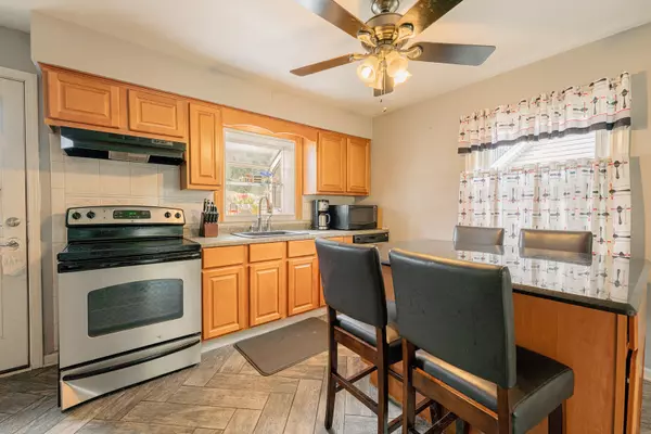 Chicago Ridge, IL 60415,11015 Massasoit AVE