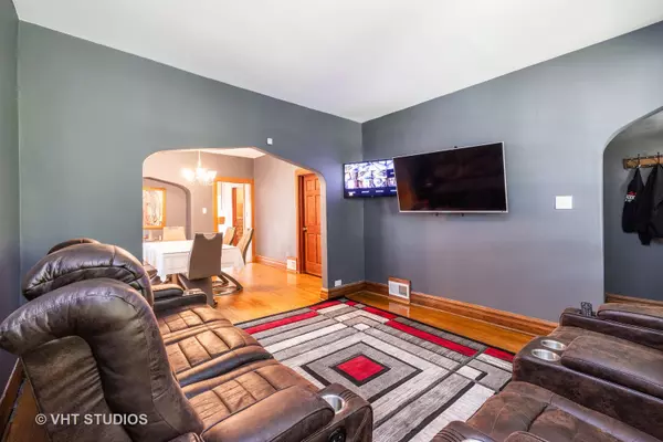 Cicero, IL 60804,2310 S 60th CT