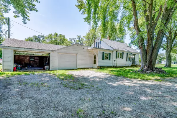 Chebanse, IL 60922,5423 S Route 45 52