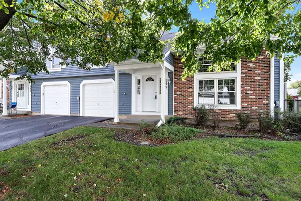 599 Pontiac LN, Bolingbrook, IL 60440