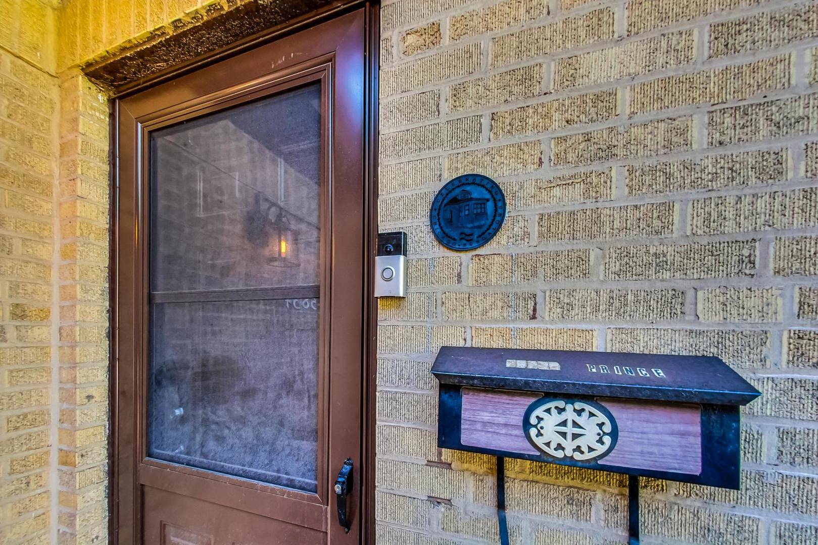 Chicago, IL 60659,5834 N Fairfield AVE