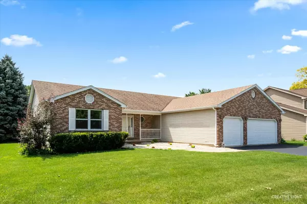 327 Julie LN, Hampshire, IL 60140