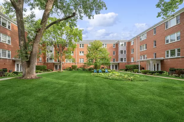 404 LAUREL AVE #3E, Wilmette, IL 60091