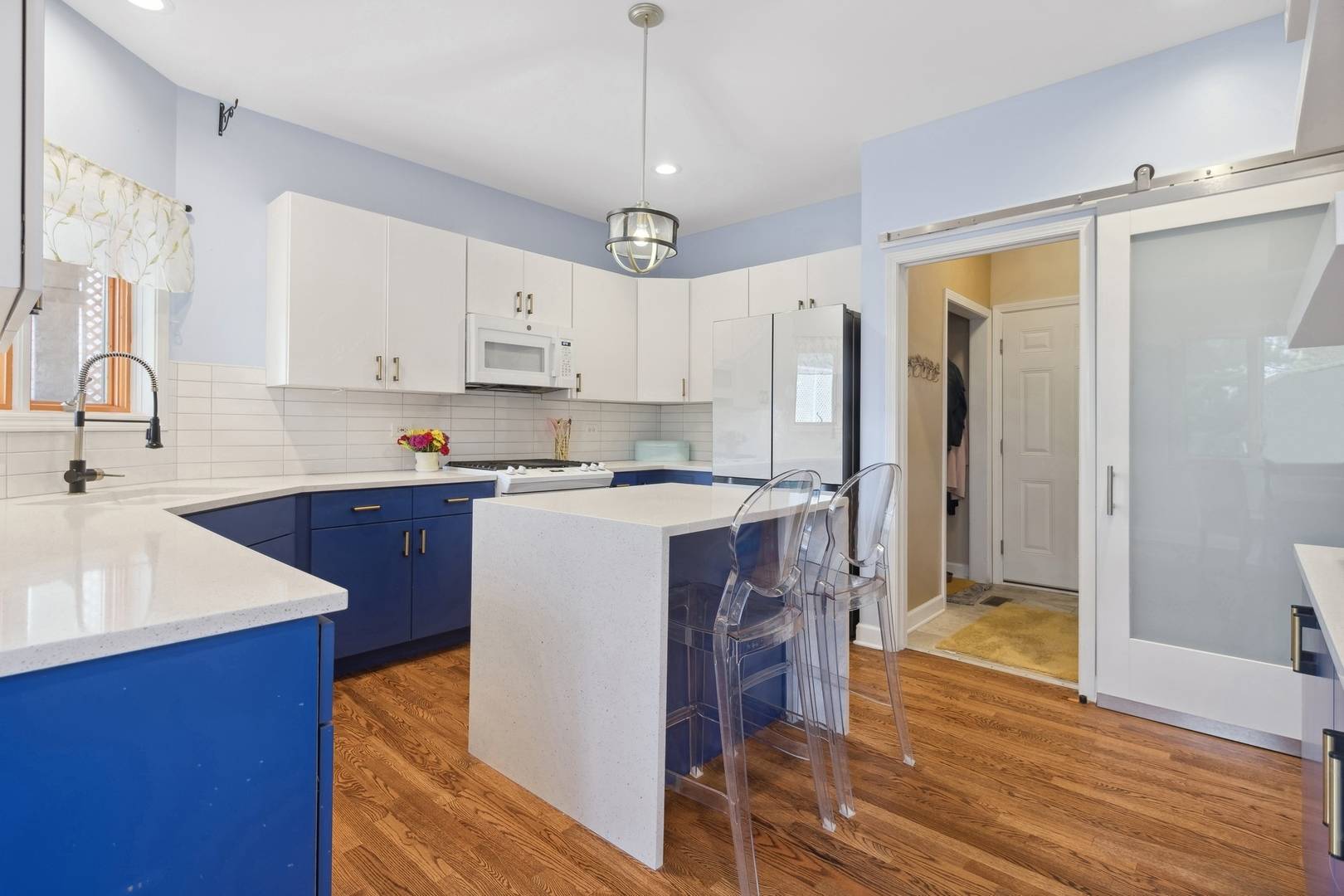 Lombard, IL 60148,1607 S Charlotte CT