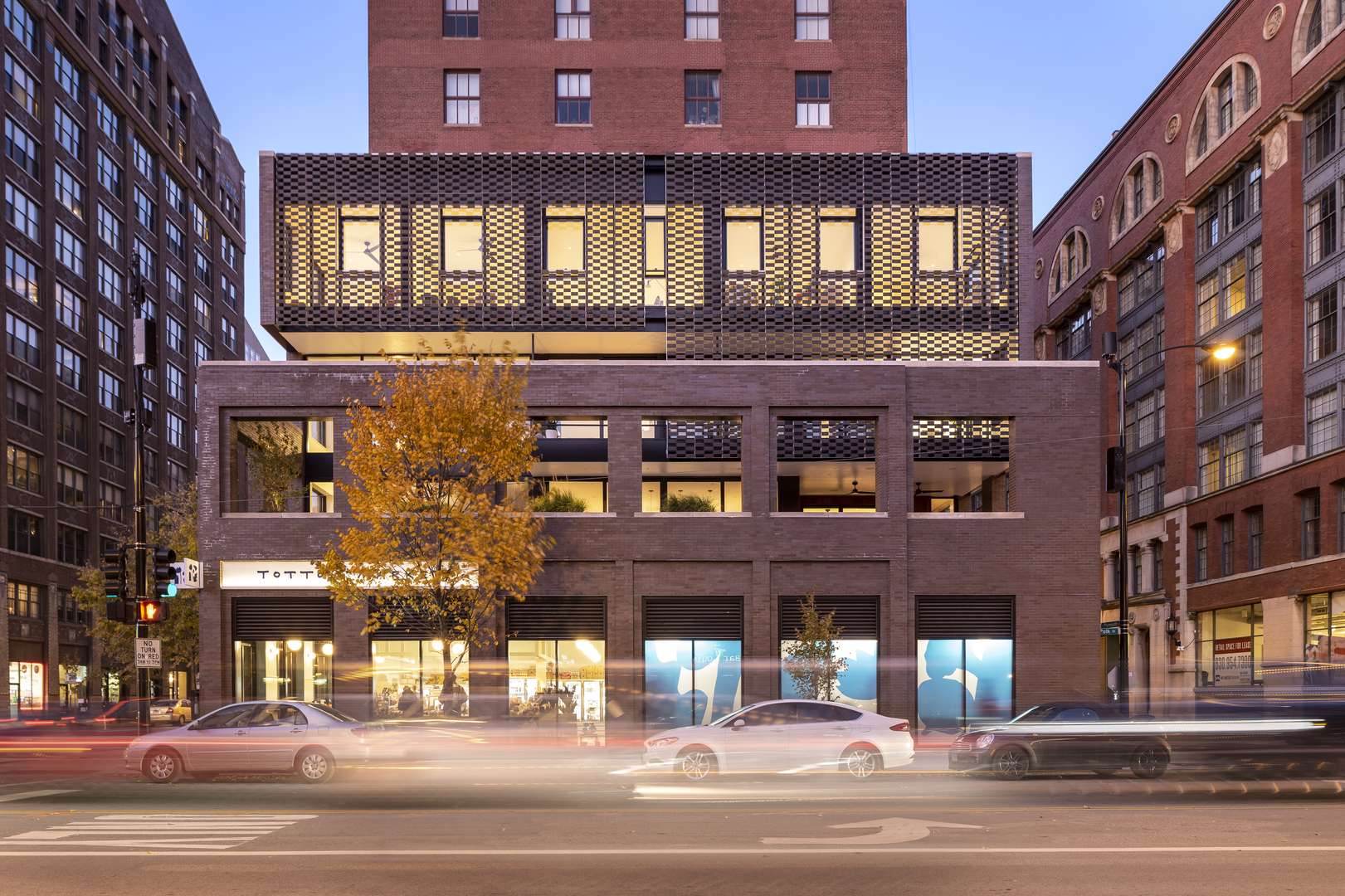 747 S Dearborn ST, Chicago, IL 60605