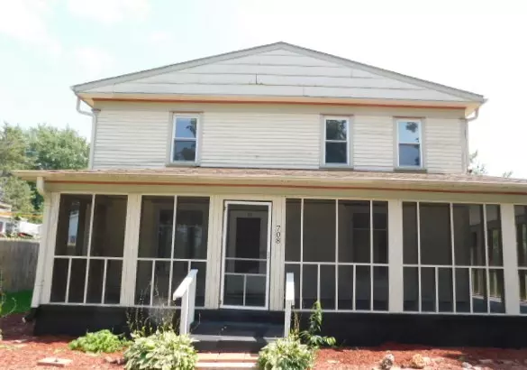 708 Paddock AVE, Ashton, IL 61006