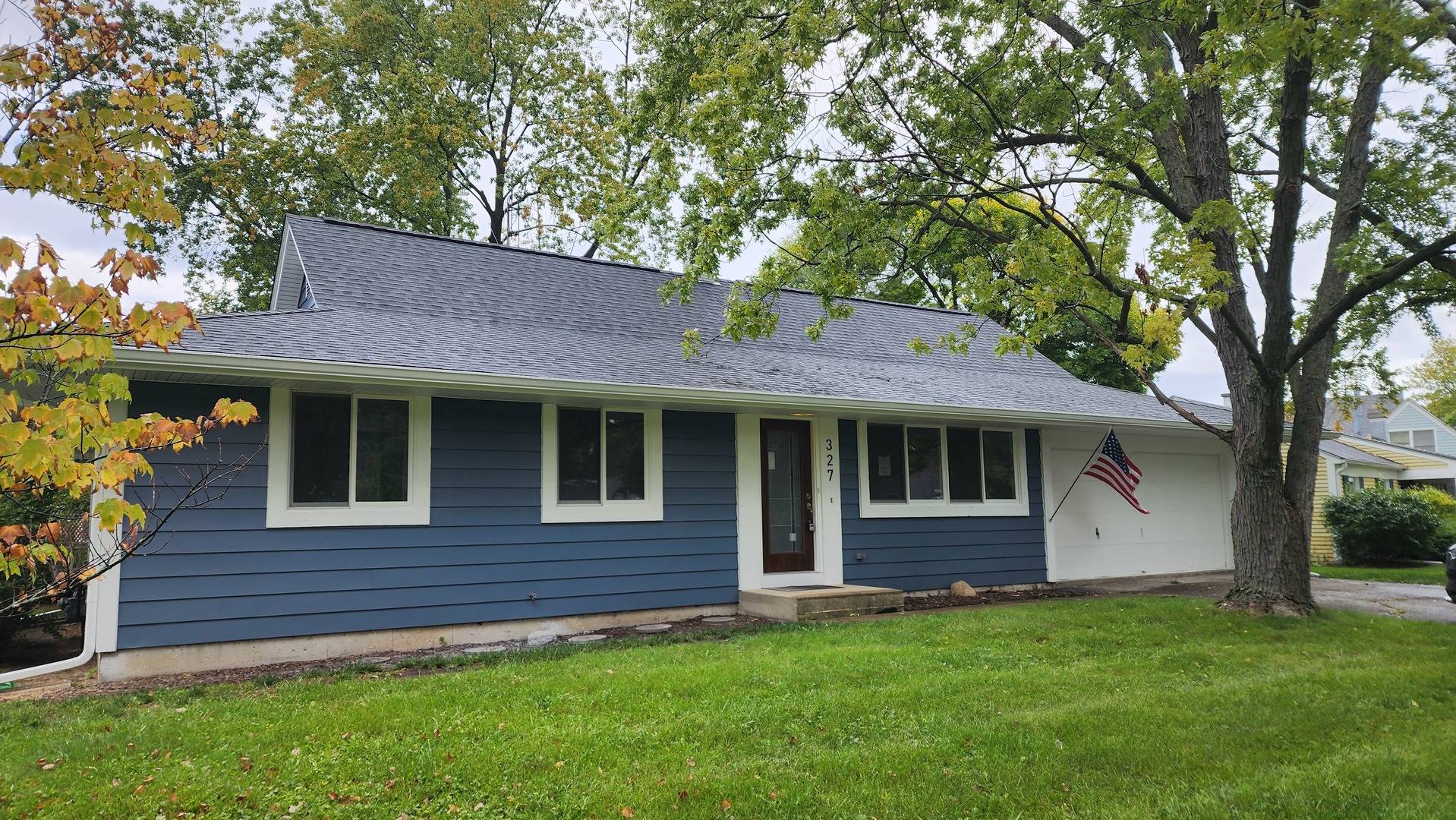 327 Boulder Hill PASS, Oswego, IL 60543
