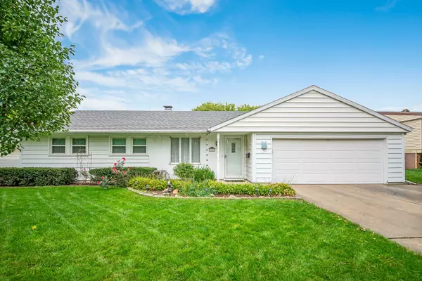 2607 Campbell ST, Joliet, IL 60435