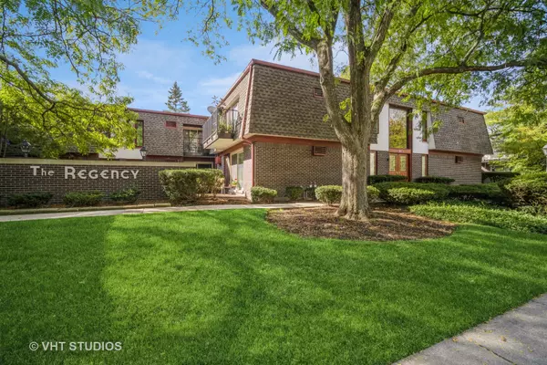 1007 Deerfield RD #223, Deerfield, IL 60015