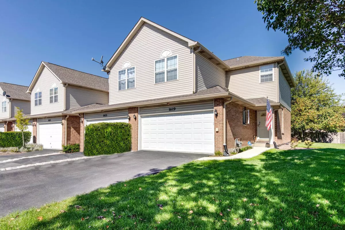 Naperville, IL 60563,1619 Windward CT
