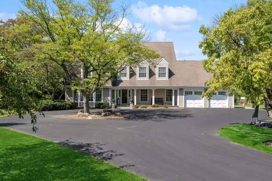 Northfield, IL 60093,170 Enid LN