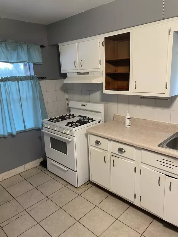 Chicago Heights, IL 60411,Address not disclosed