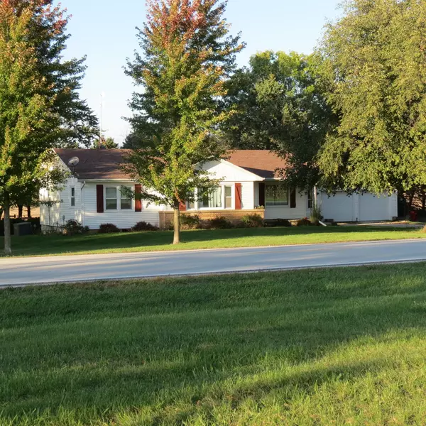 Grant Park, IL 60940,8283 E 8000N RD