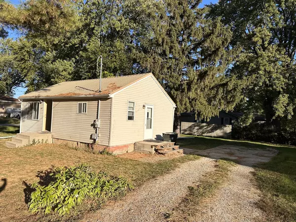 Sterling, IL 61081,1612 W 9th ST