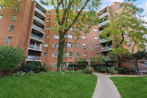 1860 Sherman AVE #2-3SC, Evanston, IL 60201