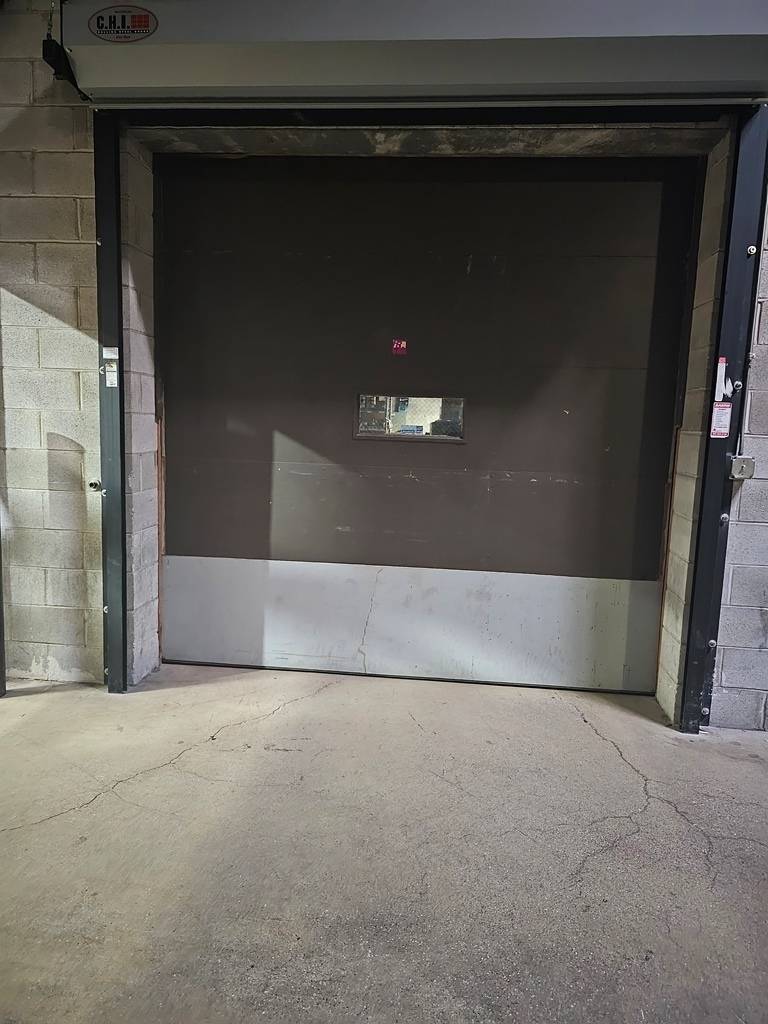 Skokie, IL 60076,3462-64 W Touhy AVE