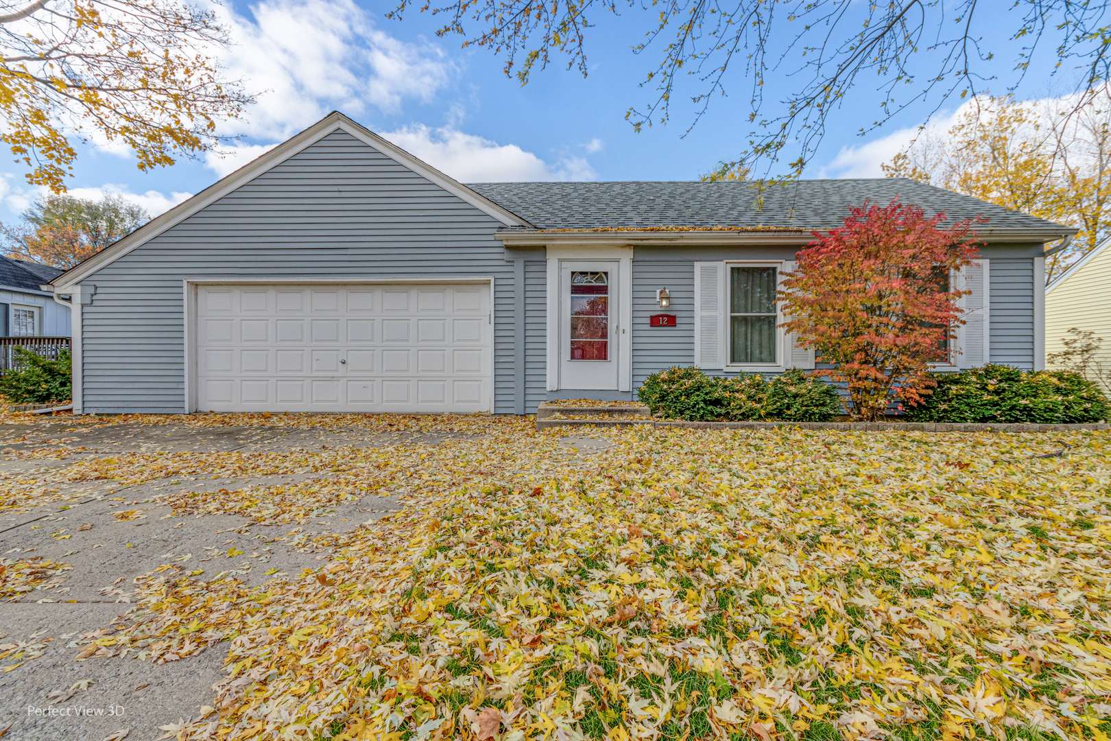 12 Roulock RD, Montgomery, IL 60538