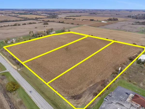 2945 E 24th RD E, Marseilles, IL 61341