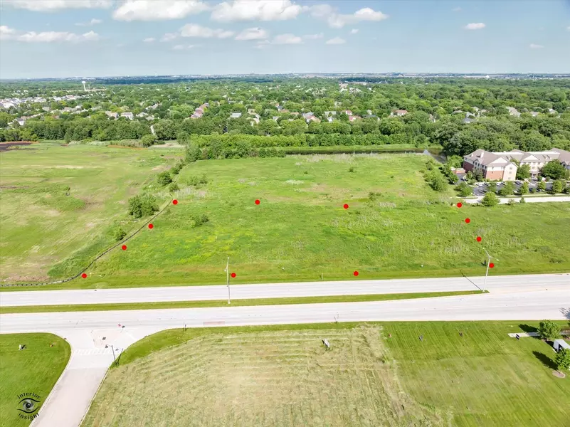 2 Orchard RD, Oswego, IL 60543