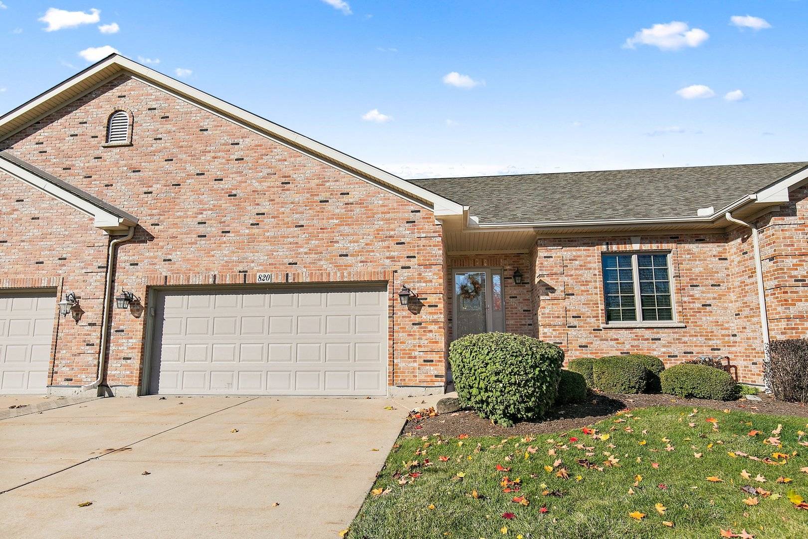 820 Meadow LN,  Marengo,  IL 60152