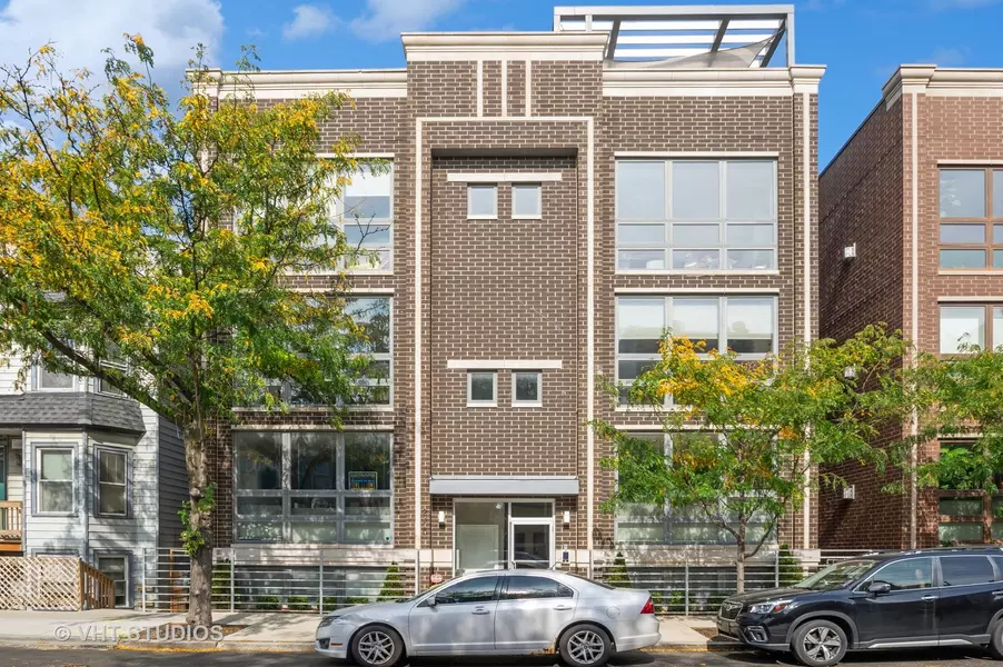 2320 W Belmont AVE #2W, Chicago, IL 60618