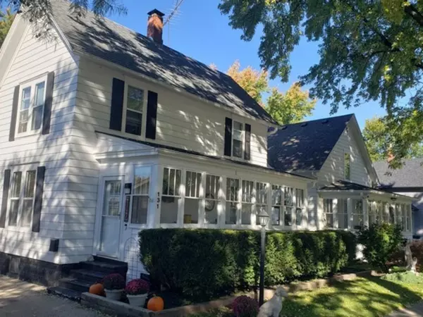 Genoa, IL 60135,131 N Hadsall ST