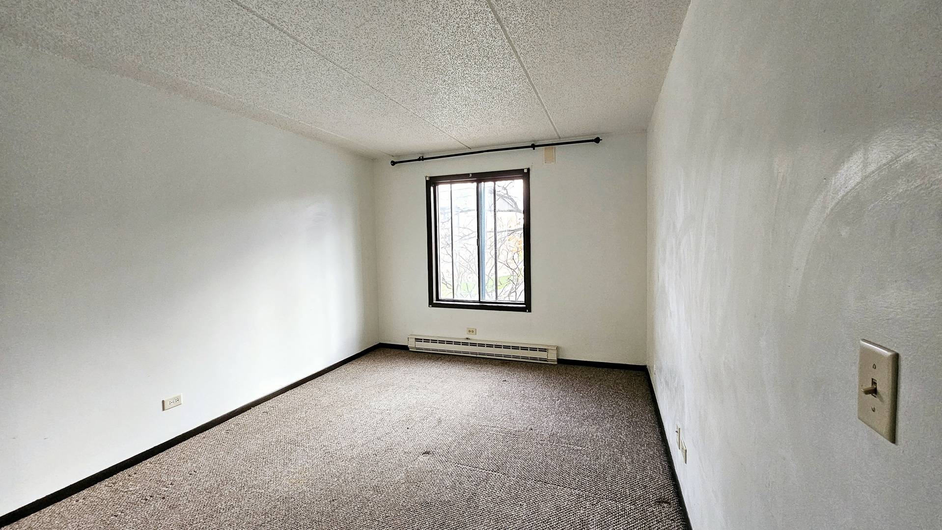 Addison, IL 60101,625 Briar Hill LN #4
