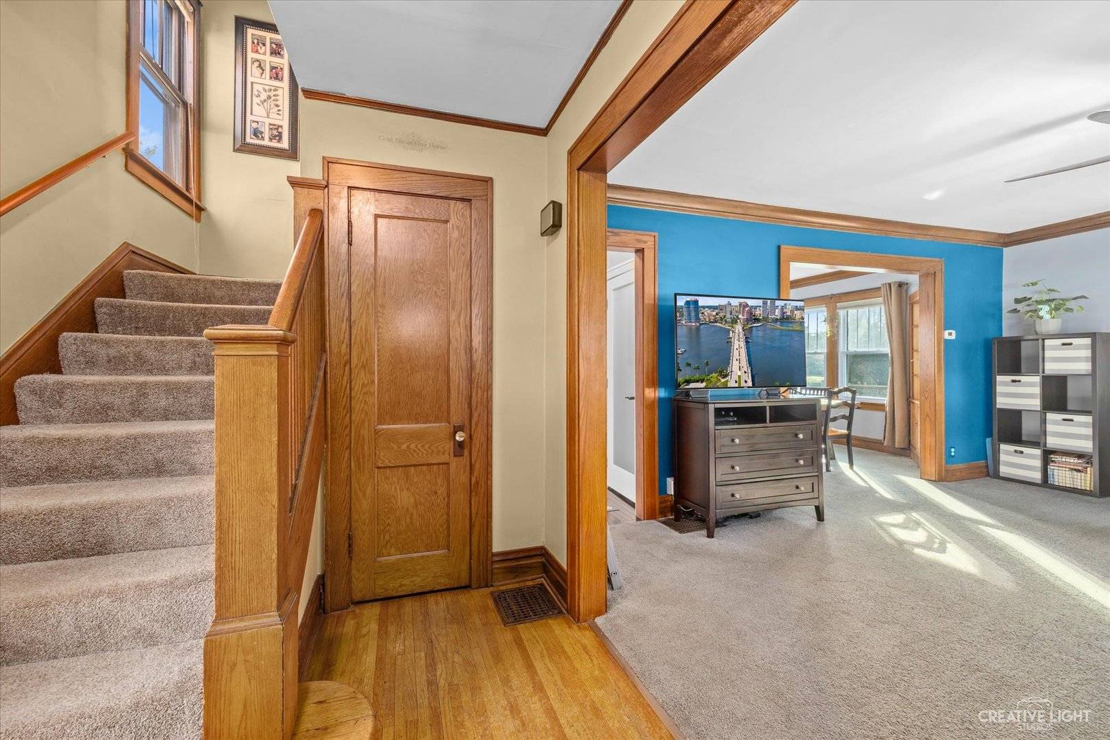 Aurora, IL 60506,122 S Russell AVE
